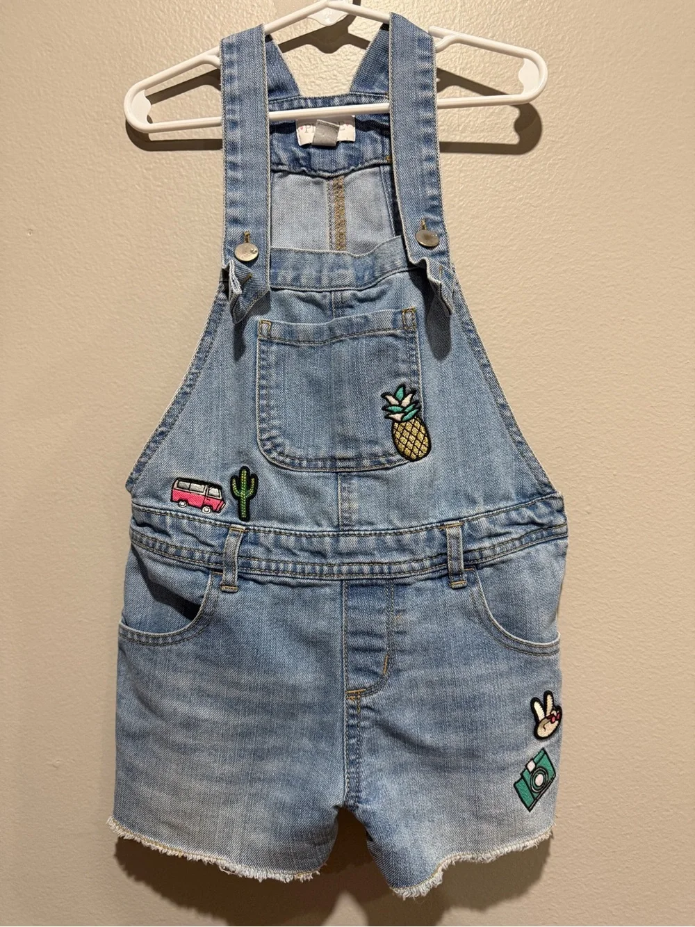 The Children's Place Light Blue Denim Short Overalls with Fun Patches size 6X/7